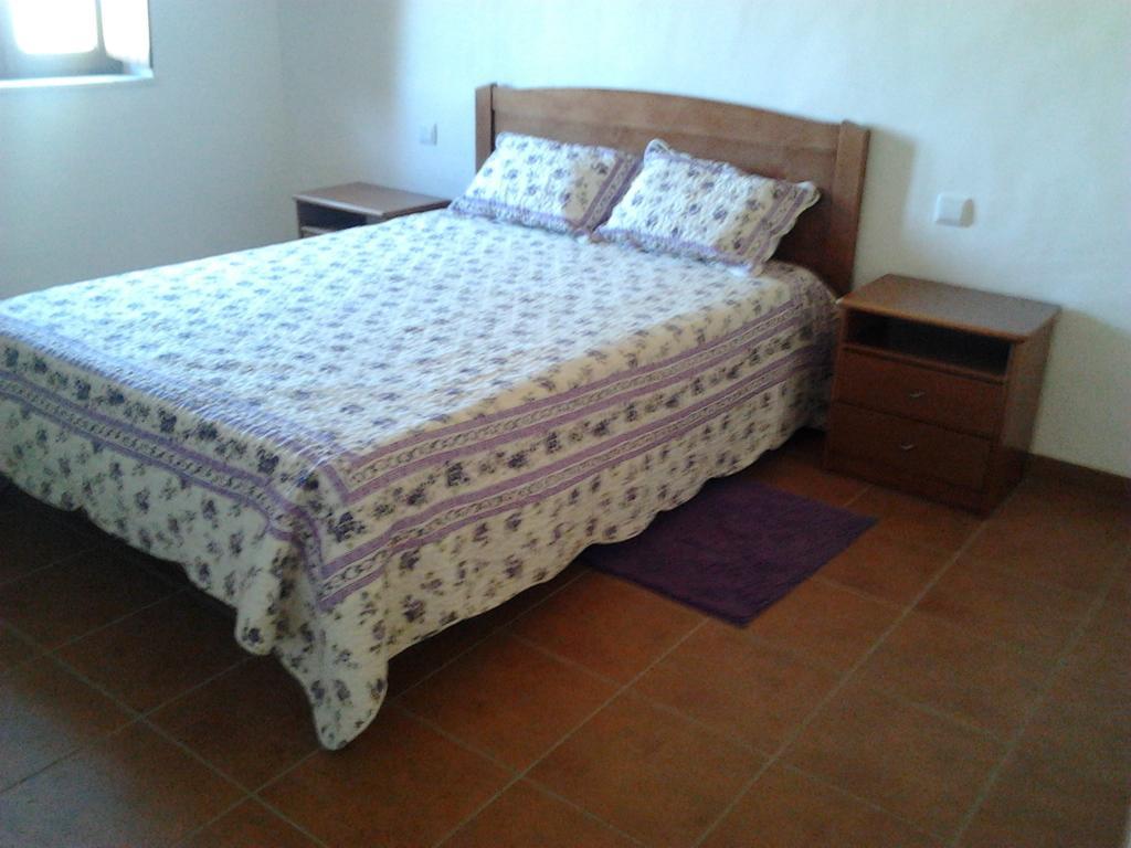 منزل الضيف روجيل  في Quinta Da Bunheira الغرفة الصورة